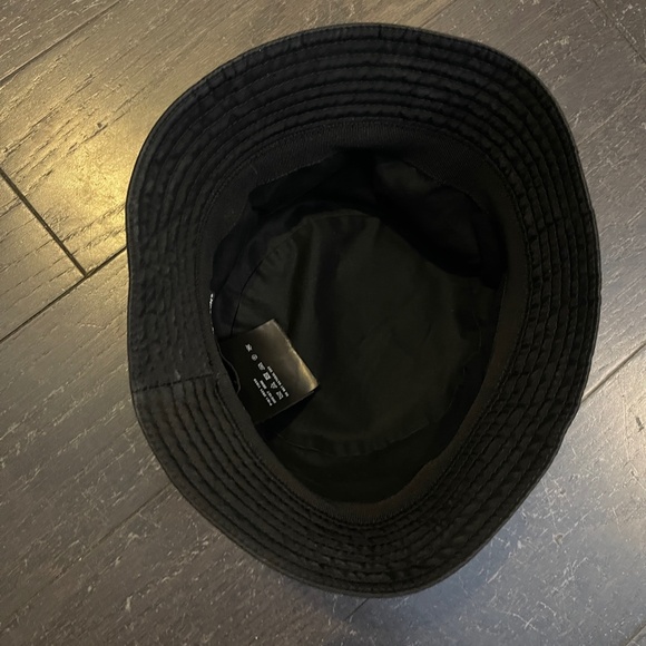 PRADA Re-Nylon black Bucket Hat 2HC137 size large classic style - Picture 10 of 14